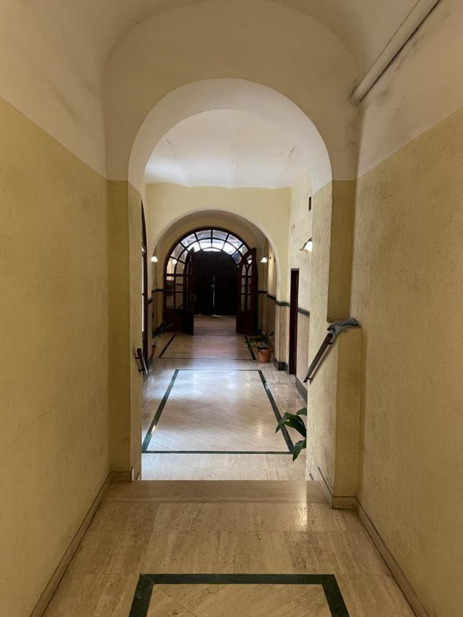 Elegant Apt-Typical Roman Palazzina Pz Alessandria ภายนอก รูปภาพ